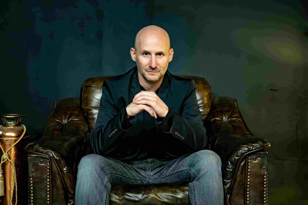 How independent artists can balance authenticity with marketability